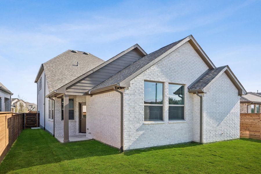 Exterior details and patio area of a home in Solterra Texas, Mesquite (Image 2).