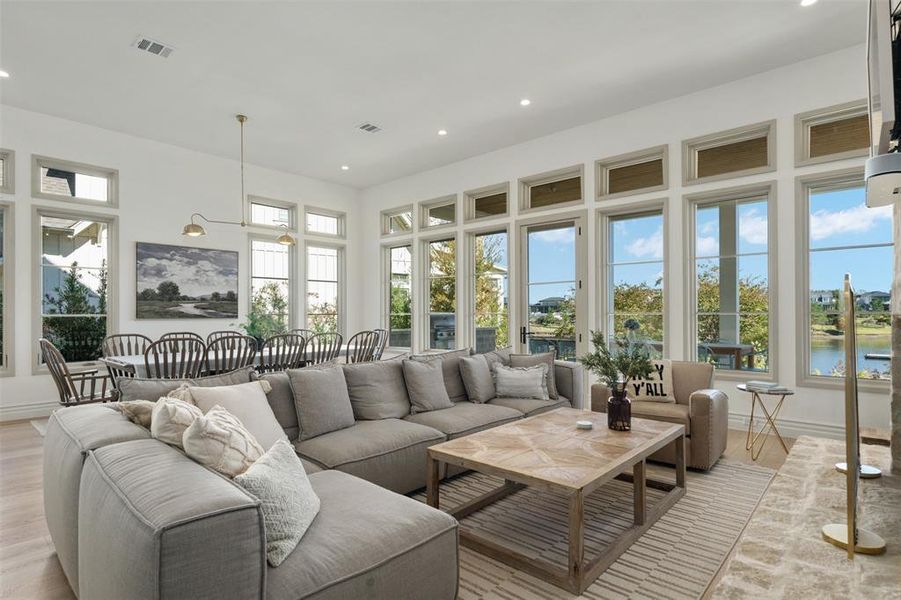 Furnished interior view inside a new home in , Malakoff (Image 8).