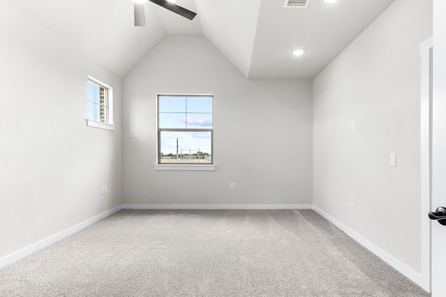 Spacious, unfurnished interior of a new home in Wildridge, Oak Point (Image 35). Spacious, unfurnished interior of a new home in Wildridge, Oak Point (Image 35).