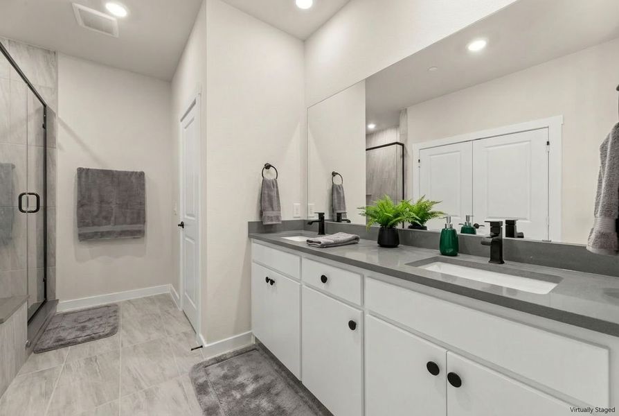 Furnished interior view inside a new home in Ten Mile Creek, Celina (Image 14).