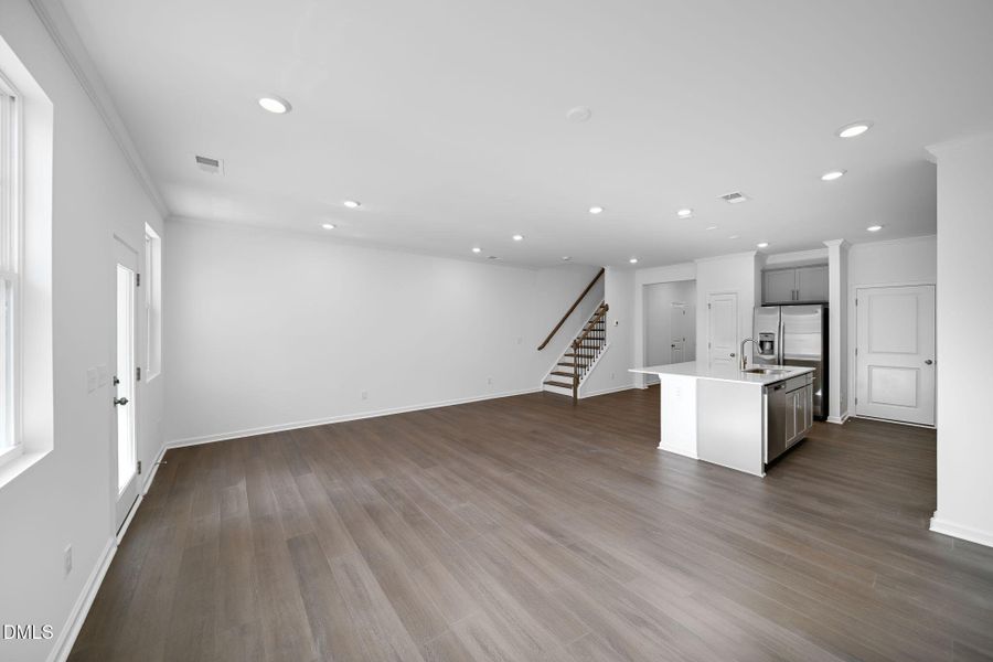 SUN_Everlee_Pic_CarsonII_QMI_260_Great_3