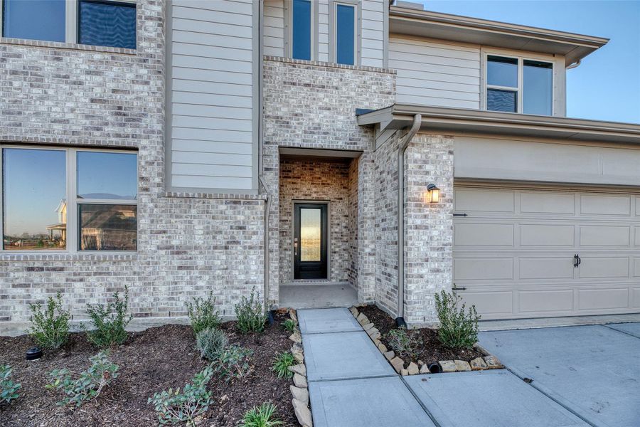 Exterior details and patio area of a home in , Bonney (Image 3).