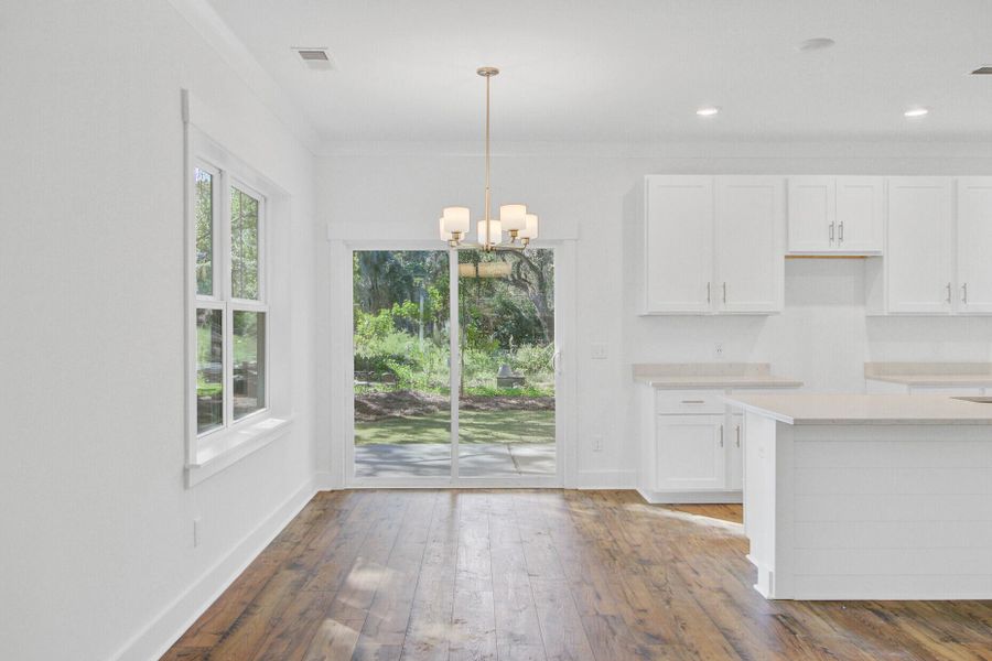 Spacious, unfurnished interior of a new home in , Charleston (Image 18).