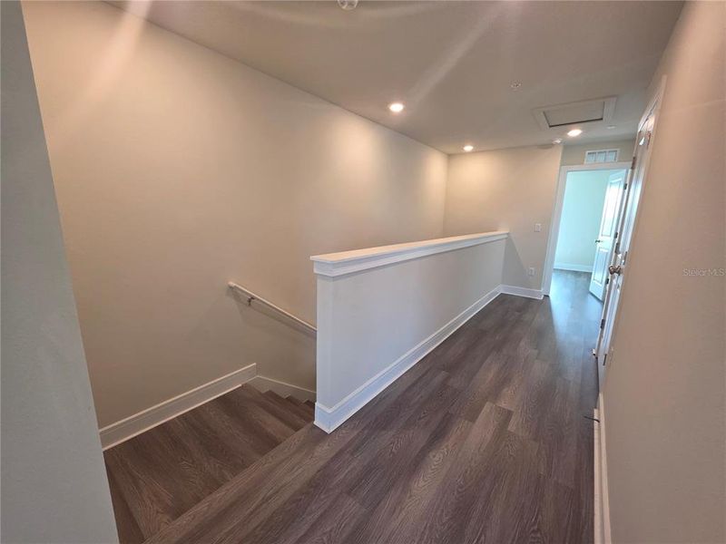 Spacious, unfurnished interior of a new home in , Orlando (Image 23).