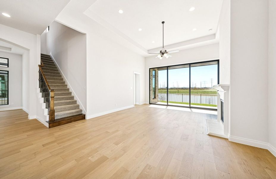 Spacious, unfurnished interior of a new home in Bridgeland 60′, Cypress (Image 24).