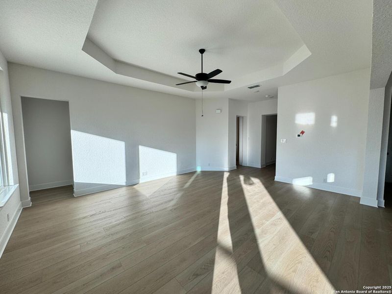 Spacious, unfurnished interior of a new home in , Castroville (Image 23).