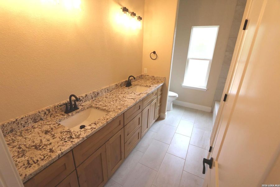 Image 37 of a home in .