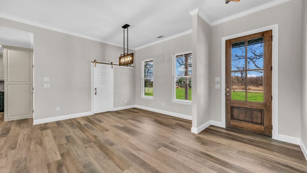Representative unfurnished interior of a home built from the Clementine by Zeal Home Builders in Saddle Crest Estates, Weatherford (Image 20).