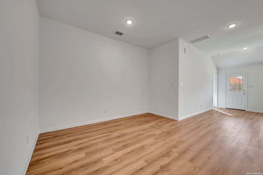 Spacious, unfurnished interior of a new home in Agave, San Antonio (Image 36). Spacious, unfurnished interior of a new home in Agave, San Antonio (Image 36).