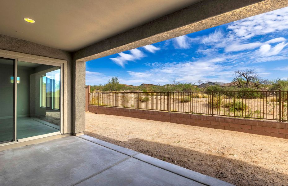 Exterior details and patio area of a home in Vistoso Canyon Estates, Oro Valley (Image 17).