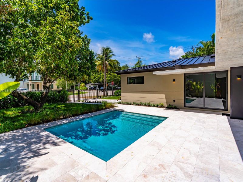 Image 43 of a home in .