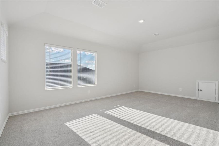 Spacious, unfurnished interior of a new home in River Ridge, Crandall (Image 25). Spacious, unfurnished interior of a new home in River Ridge, Crandall (Image 25).