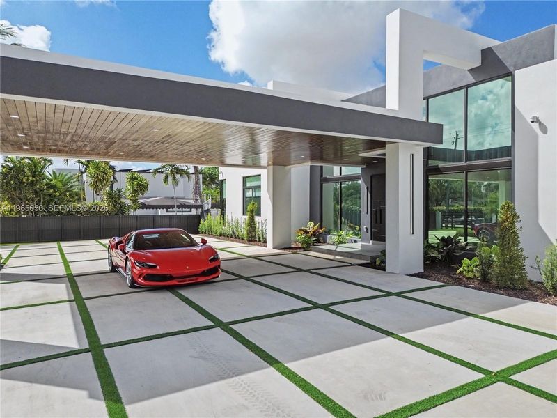 Exterior details and patio area of a home in , Miami (Image 3).