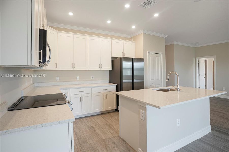 Furnished interior view inside a new home in , Port Charlotte (Image 8).