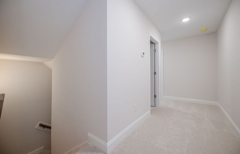 Spacious, unfurnished interior of a new home in The Sanctuary, Aiken (Image 21). Spacious, unfurnished interior of a new home in The Sanctuary, Aiken (Image 21).