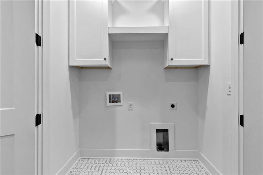 Spacious, unfurnished interior of a new home in , Sugar Hill (Image 29).