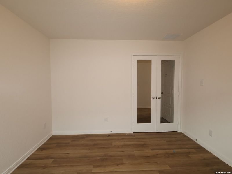 Spacious, unfurnished interior of a new home in Agave, San Antonio (Image 20).