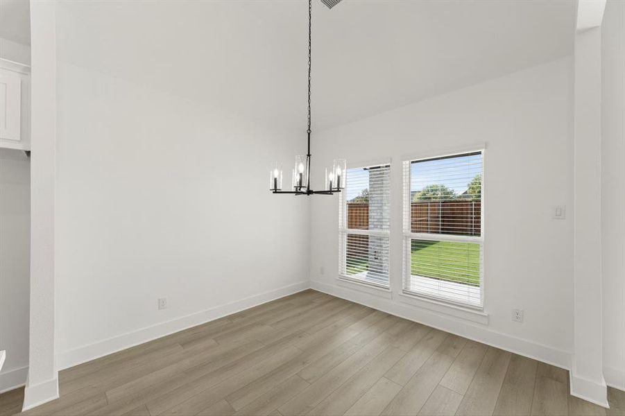 11. 2391 Bell - Nook 11. 2391 Bell - Nook