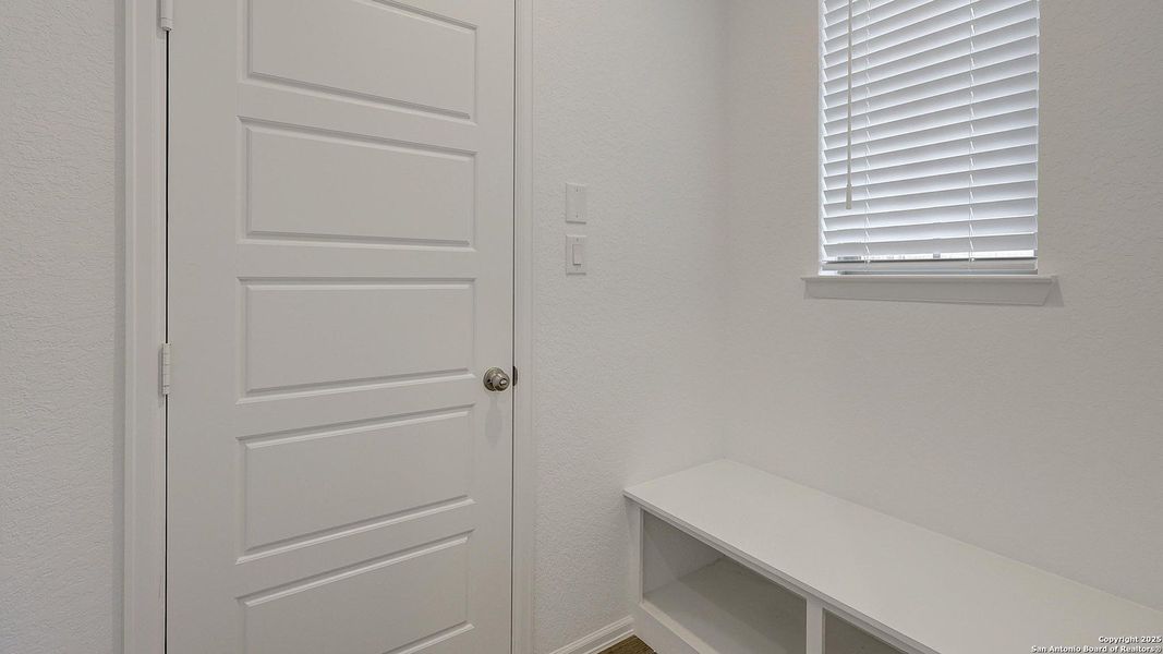 Image 33 of a home in Ladera 40'.