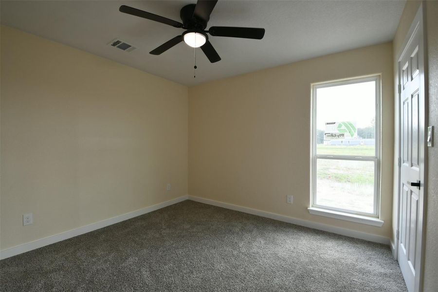 Spacious, unfurnished interior of a new home in , Conroe (Image 19). Spacious, unfurnished interior of a new home in , Conroe (Image 19).