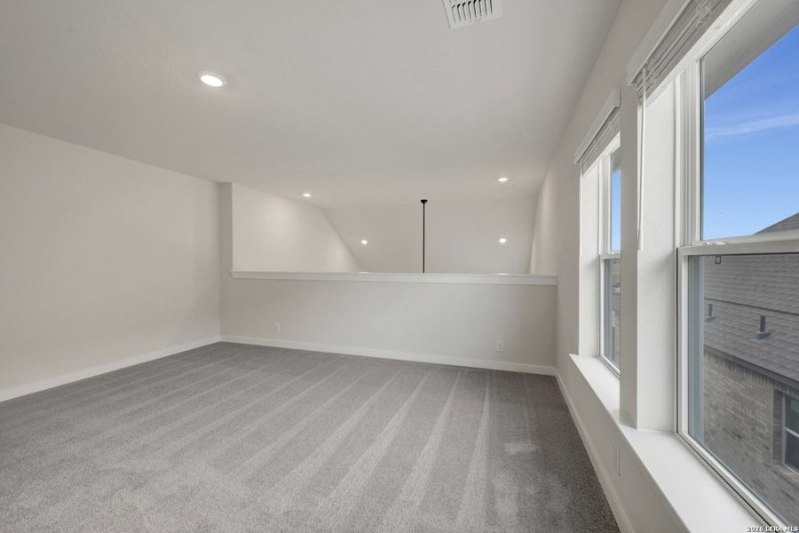Spacious, unfurnished interior of a new home in Mayfair - Select Garden Series, New Braunfels (Image 31). Spacious, unfurnished interior of a new home in Mayfair - Select Garden Series, New Braunfels (Image 31).