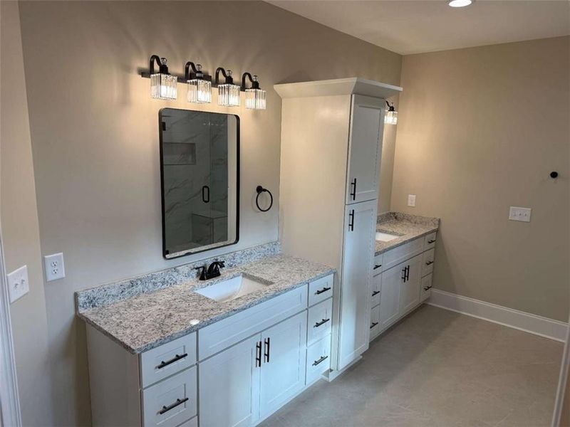 Furnished interior view inside a new home in , Mansfield (Image 10).