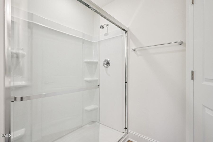 17-web-or-mls-Honeydew Way-S0710-028