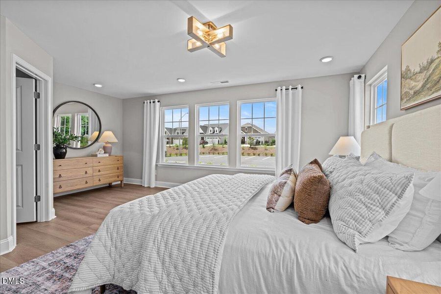 22-DSC01025 22-DSC01025