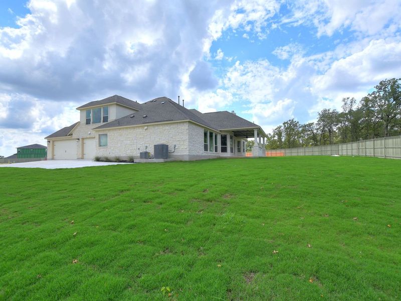 Representative exterior details of a home built from the Madera II by Giddens Homes in Scofield Farms Estates, Georgetown (Image 105).
