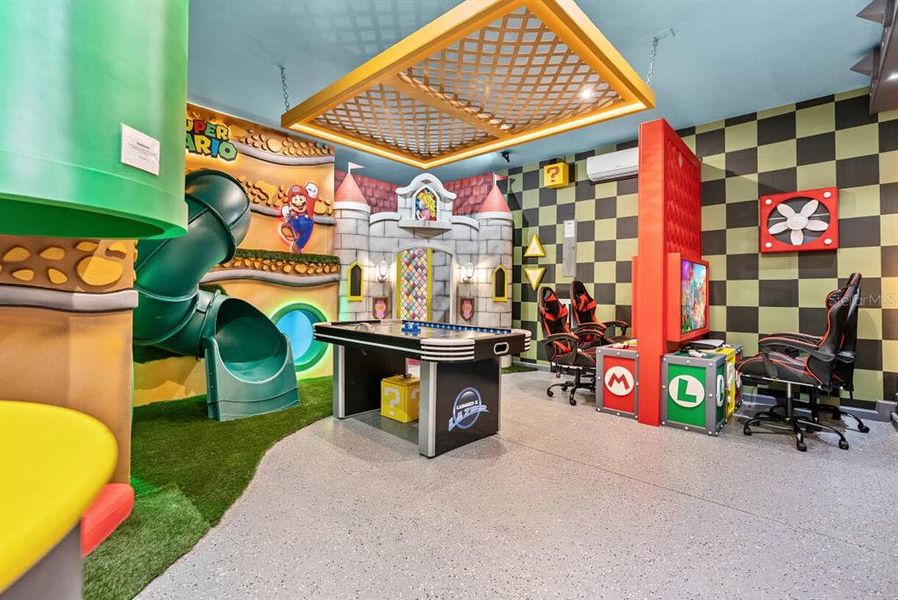 Community amenities in , Davenport (Image 35).