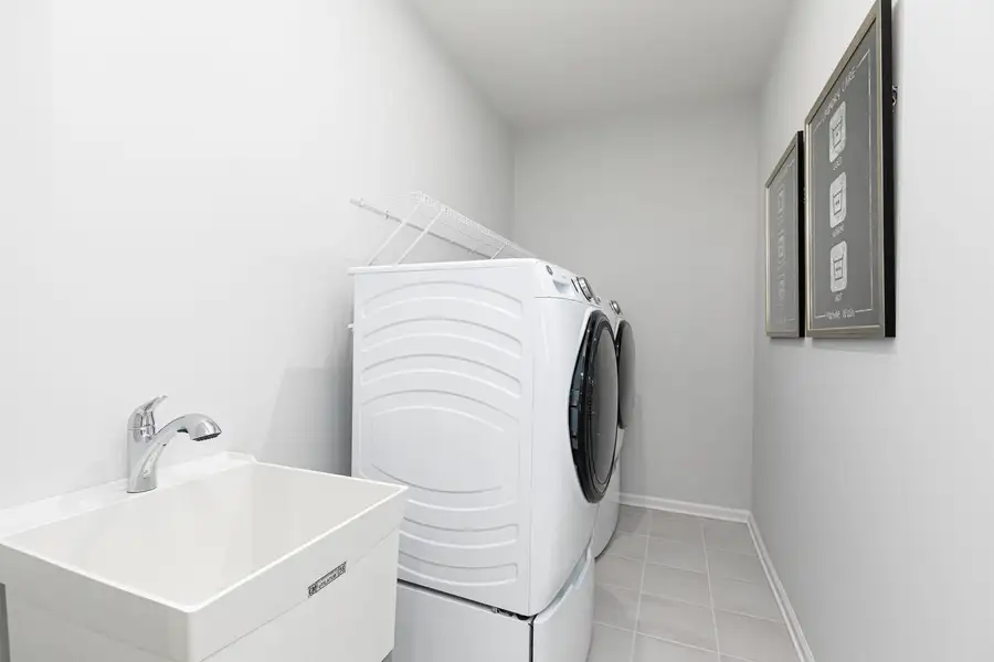 Upper Level Laundry Upper Level Laundry