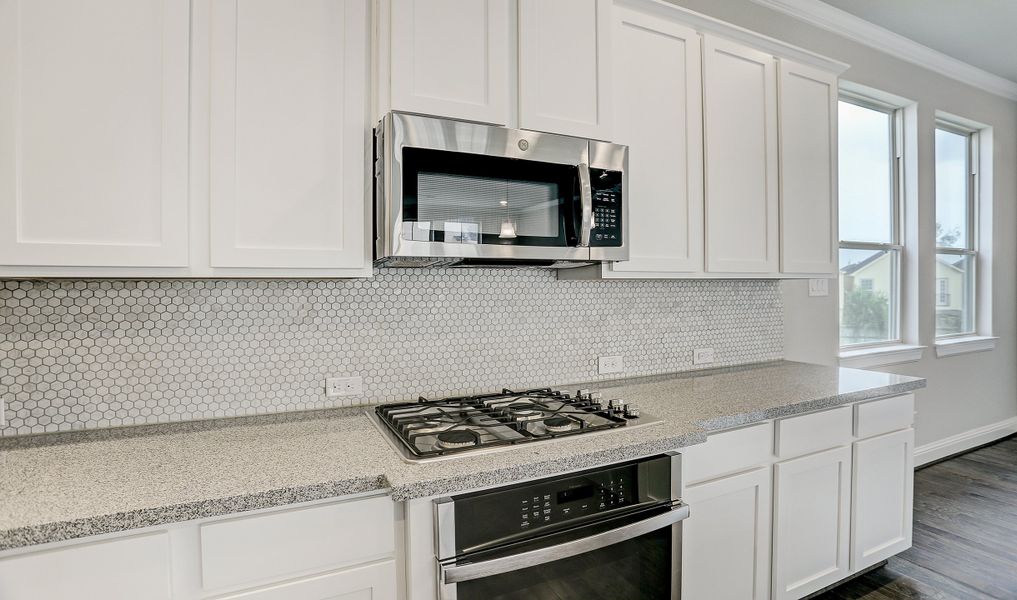 Decorative kitchen backsplash