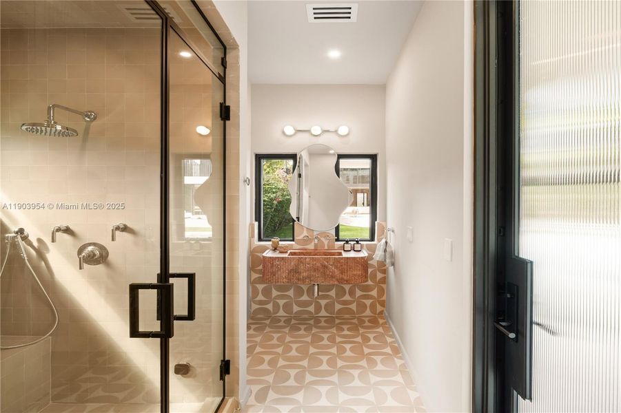 Furnished interior view inside a new home in , Miami Beach (Image 68).