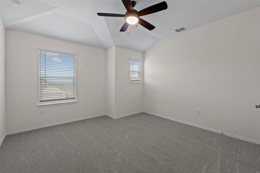 Spacious, unfurnished interior of a new home in McKinney Crossing, Austin (Image 33). Spacious, unfurnished interior of a new home in McKinney Crossing, Austin (Image 33).
