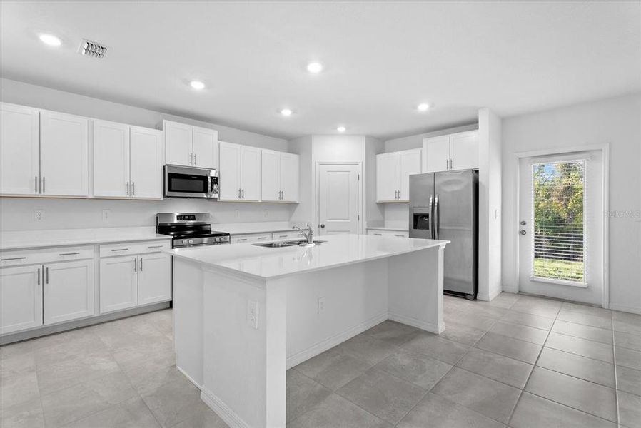 Furnished interior view inside a new home in , Bradenton (Image 7).