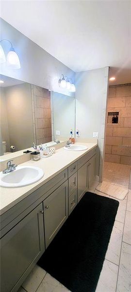 Furnished interior view inside a new home in , Trenton (Image 8).