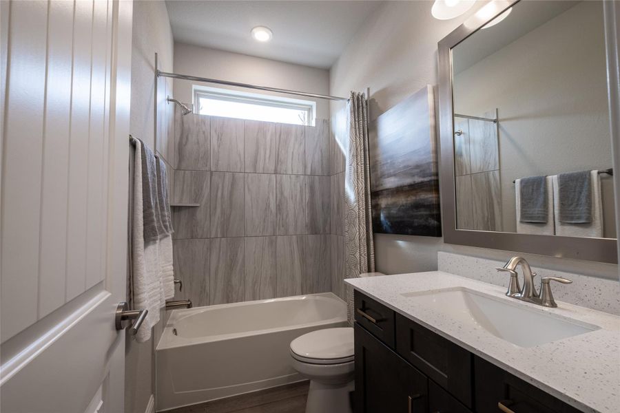 Image 14 of a home in Arabella on the Prairie: Heritage Collection. Image 14 of a home in Arabella on the Prairie: Heritage Collection.