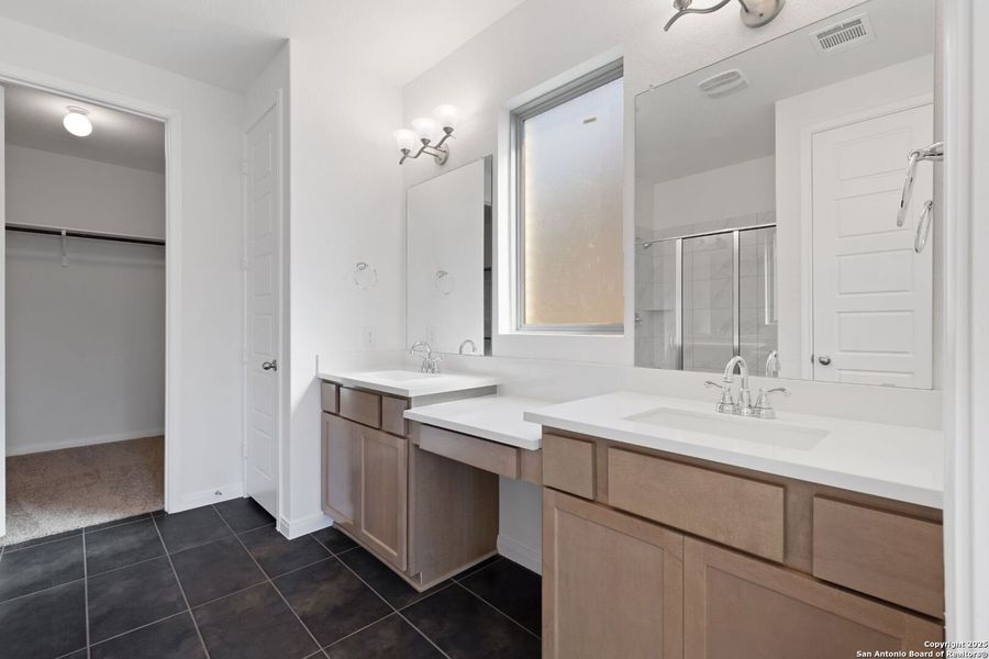 Furnished interior view inside a new home in Mayfair, New Braunfels (Image 5).