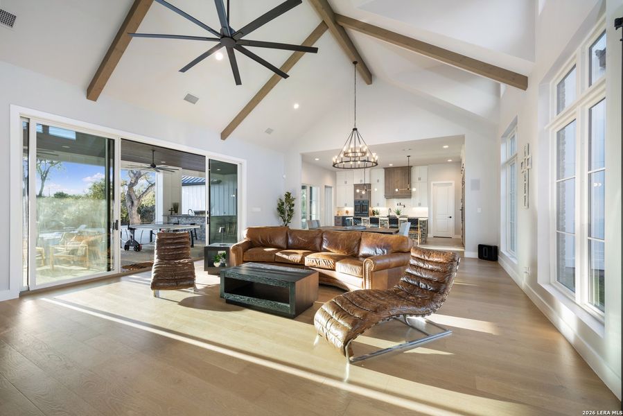 Community amenities in , Bulverde (Image 24).