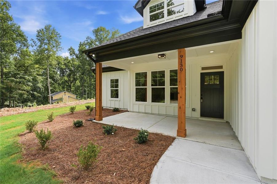 Exterior details and patio area of a home in , Gainesville (Image 4).