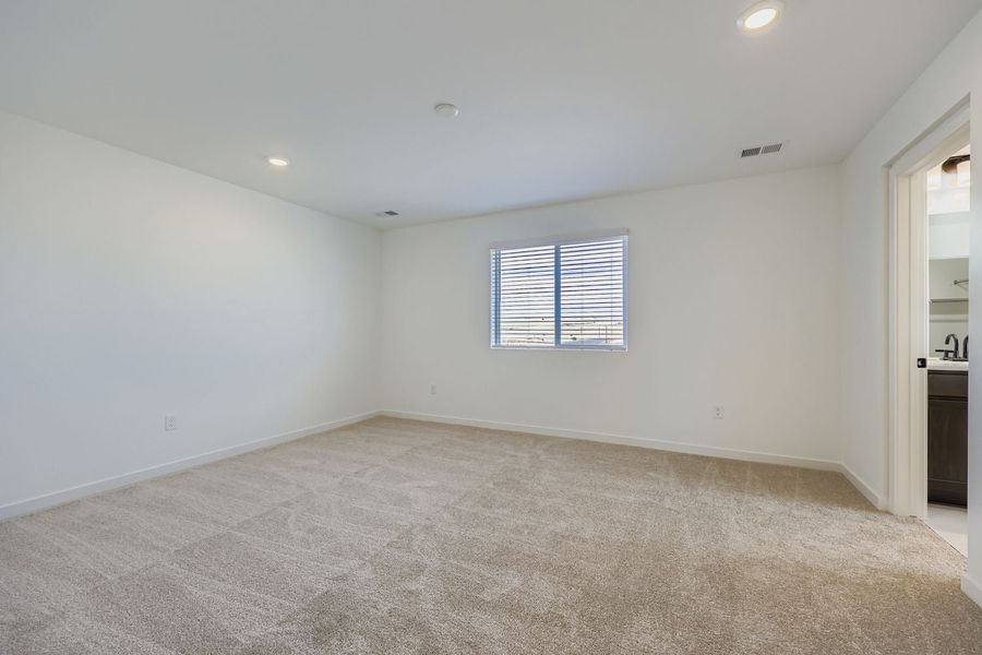 Canyon New Home in Parker, CO.  - Slide 16