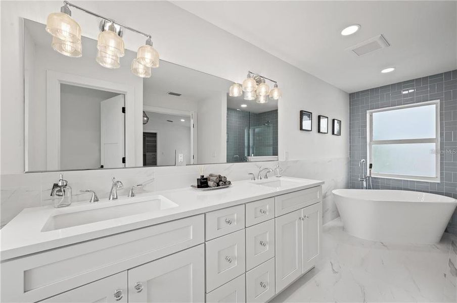 Furnished interior view inside a new home in , Sarasota (Image 16).
