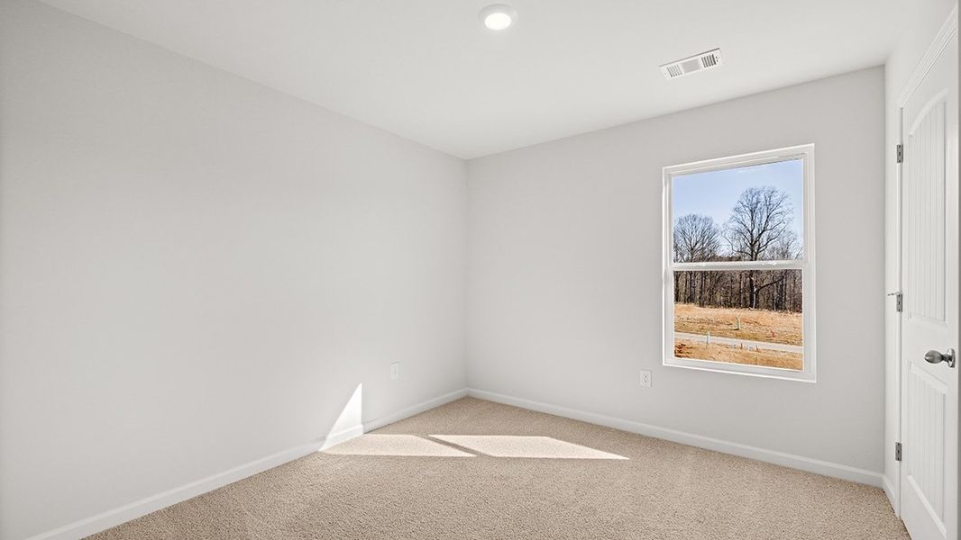 Spacious, unfurnished interior of a new home in Rolling Meadows, Jasper (Image 28).