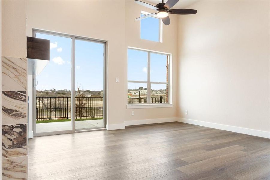 010-12520AudubonTrail-Rowlett-TX-75089-Living.jpg-SMALL 010-12520AudubonTrail-Rowlett-TX-75089-Living.jpg-SMALL