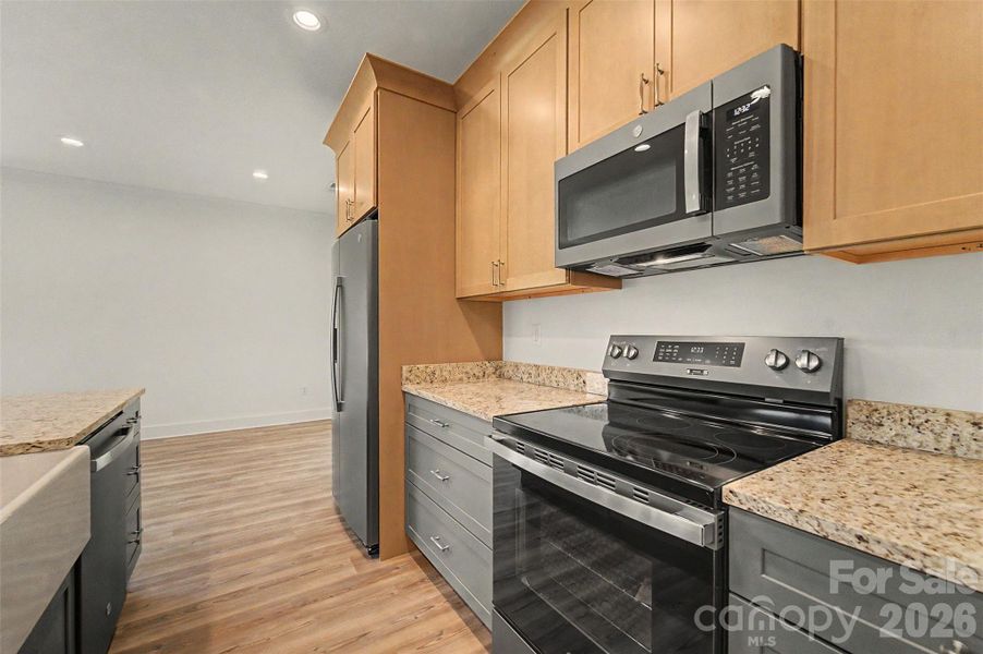 Furnished interior view inside a new home in , Waynesville (Image 7).