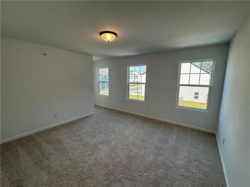 Spacious, unfurnished interior of a new home in Laurelwood, Douglasville (Image 28).