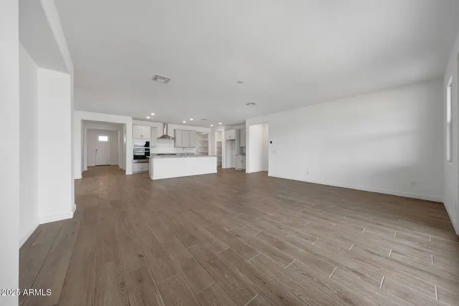 Greatroom+(4) Greatroom+(4)