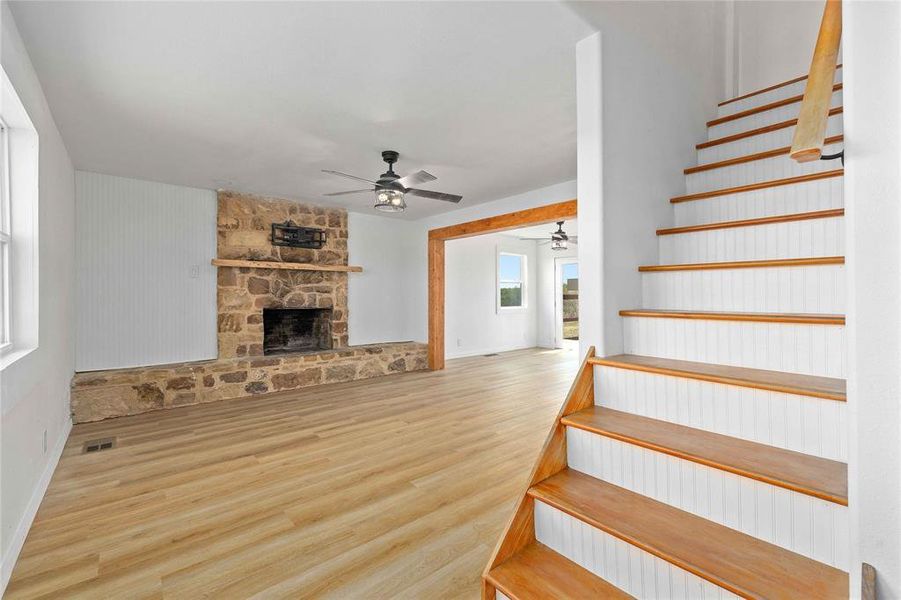 Spacious, unfurnished interior of a new home in , Brownwood (Image 10).