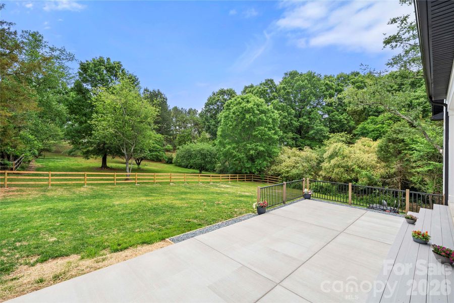 Exterior details and patio area of a home in , Monroe (Image 28).