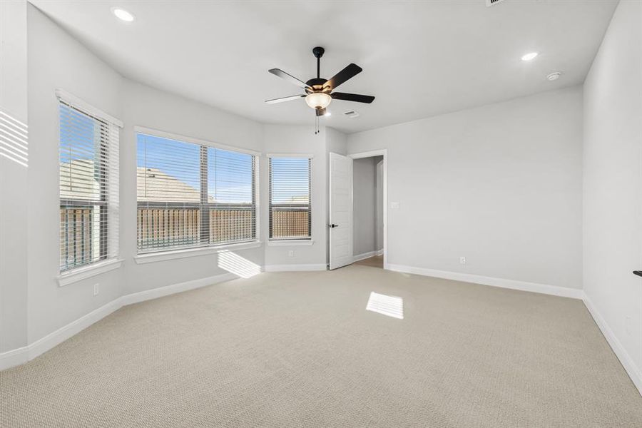 Spacious, unfurnished interior of a new home in South Pointe  Village Series, Mansfield (Image 28).